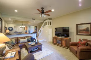 Photo #6: 6648336 Listing 