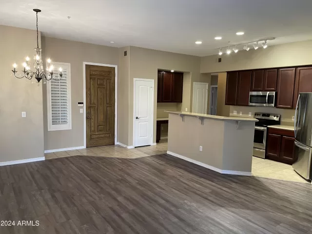 MLS: 6648338 Condo For Sale