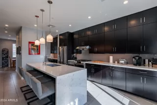 Photo #1: 6648366 Listing