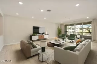 Photo #2: 6648378 Listing