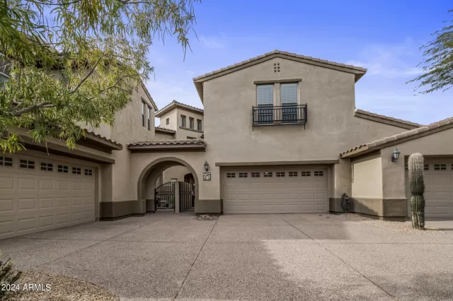MLS: 6648456 Condo For Sale