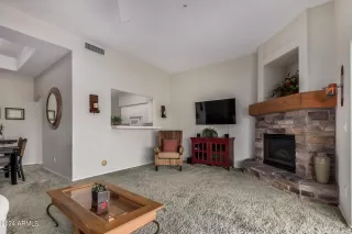 Photo #6: 6648557 Listing 