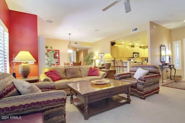 MLS: 6648583 Condo For Sale