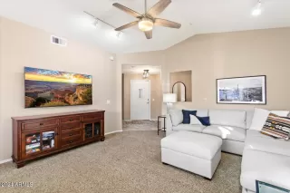 Photo #3: 6648620 Listing 