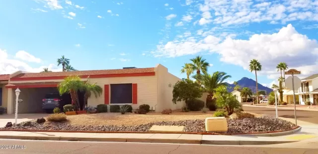 MLS: 6648760 Condo For Sale