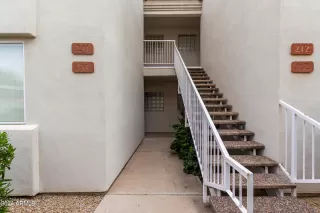 Photo #2: 6648801 Listing