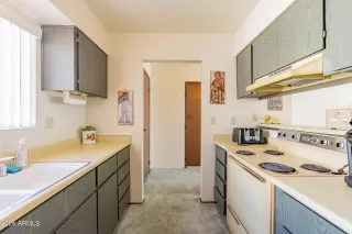 Photo #6: 6648803 Listing