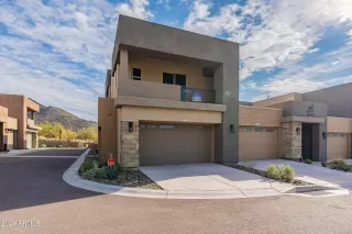 Photo #2: 6648890 Listing