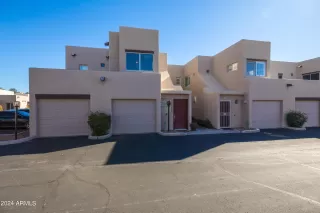 Photo #5: 6649030 Listing 