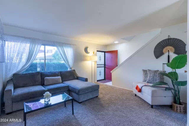 MLS: 6649089 Condo For Sale