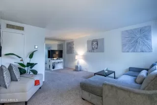 Photo #1: 6649089 Listing