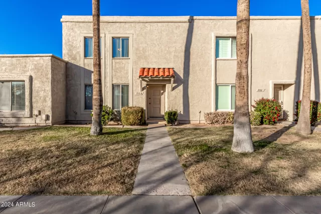 MLS: 6649144 Condo For Sale