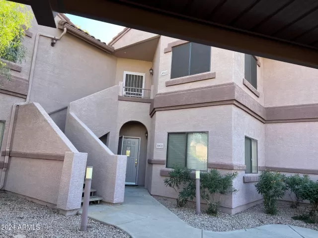 MLS: 6649165 Condo For Sale