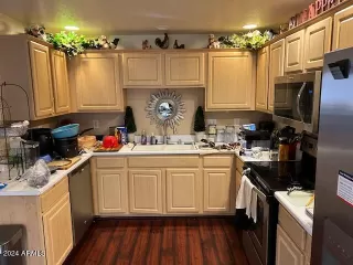 Photo #4: 6649165 Listing 