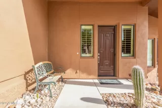 Photo #4: 6649167 Listing