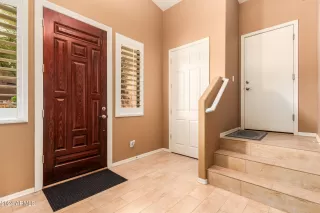 Photo #5: 6649167 Listing