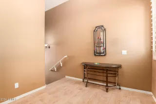 Photo #6: 6649167 Listing