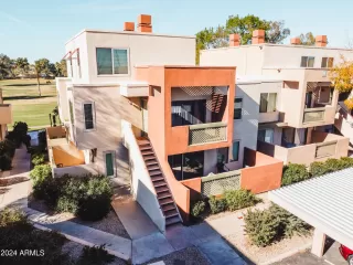 Photo #2: 6649176 Listing