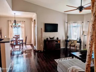 Photo #3: 6649275 Listing