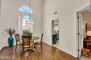 Photo #6: 6649414 Listing