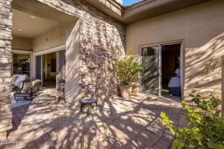 Photo #3: 6649458 Listing