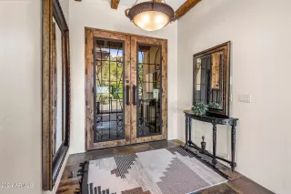 Photo #5: 6649458 Listing