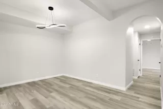 Photo #6: 6649530 Listing