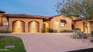 Photo #1: 6649627 Listing 