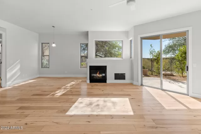 MLS: 6649774 Condo For Sale