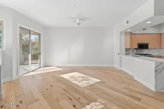 Photo #2: 6649774 Listing