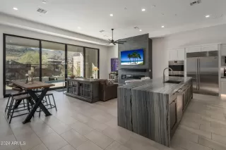 Photo #1: 6649914 Listing 