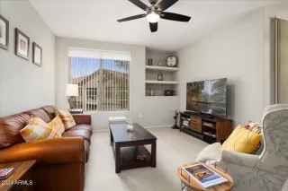 Photo #2: 6649928 Listing