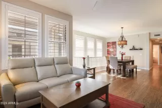 Photo #5: 6650044 Listing 