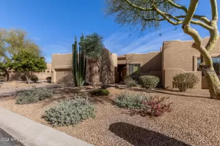 Photo #2: 6650047 Listing