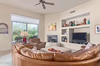 Photo #5: 6650047 Listing