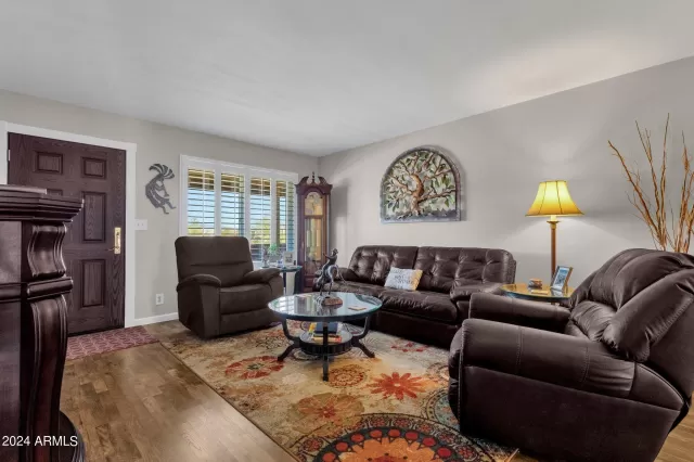 MLS: 6650094 Condo For Sale