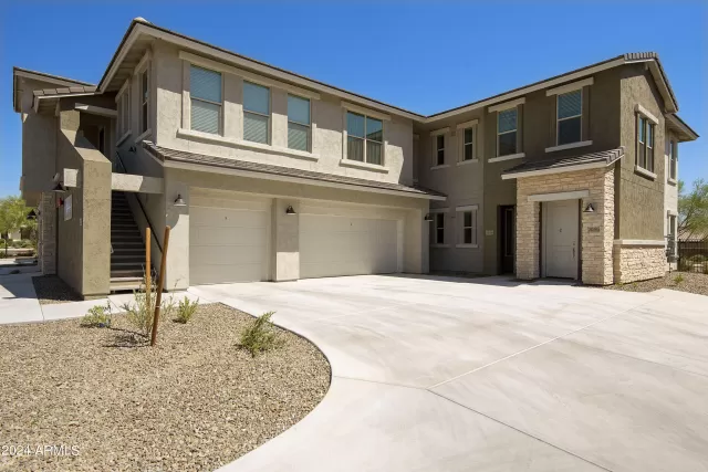 MLS: 6650125 Condo For Sale