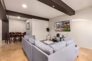 Photo #3: 6650320 Listing