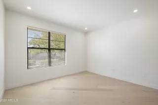 Photo #6: 6650513 Listing