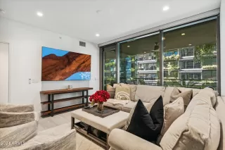 Photo #3: 6650525 Listing 