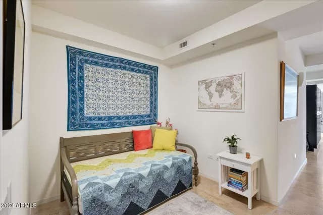 MLS: 6650914 Condo For Sale