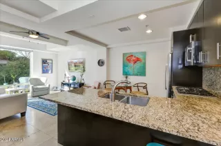 Photo #2: 6650914 Listing