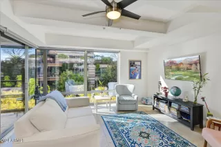 Photo #5: 6650914 Listing