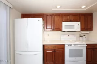 Photo #5: 6651055 Listing