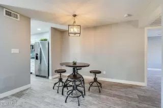 Photo #4: 6651291 Listing