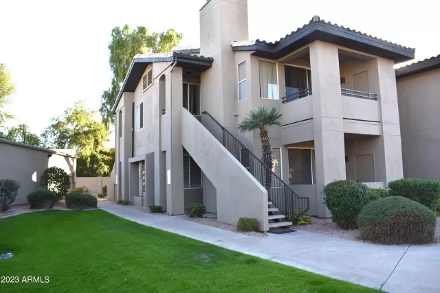 MLS: 6651448 Condo For Sale