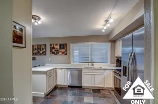 Photo #5: 6651453 Listing