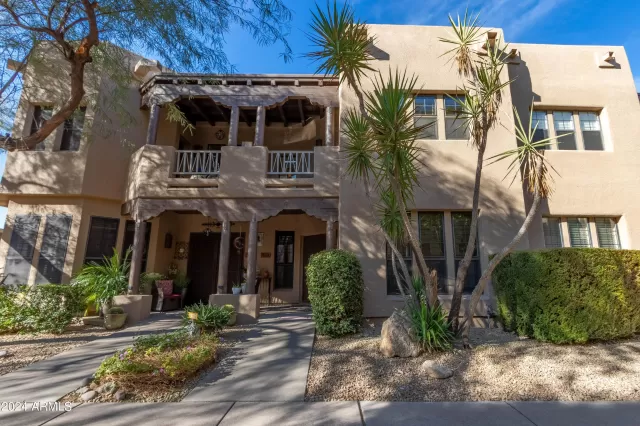 MLS: 6651502 Condo For Sale