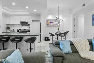 Photo #1: 6651526 Listing