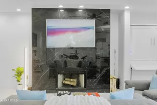 Photo #5: 6651526 Listing